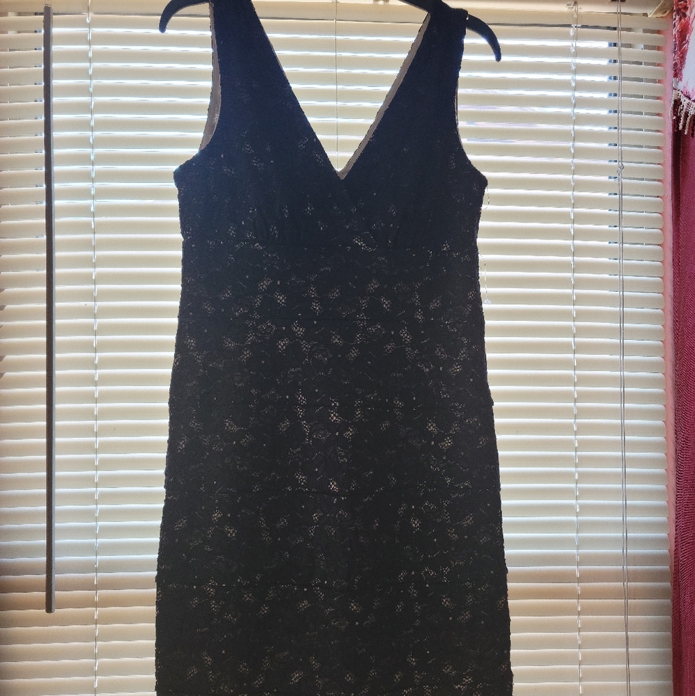 Mini lace dress